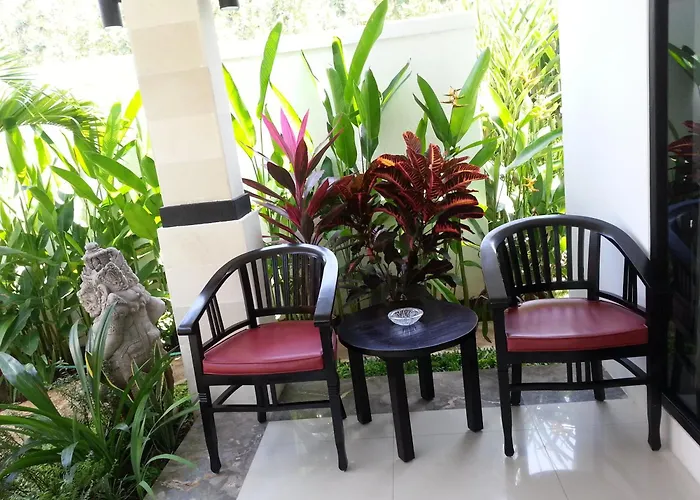 Kelapa Lovina Beach Villa